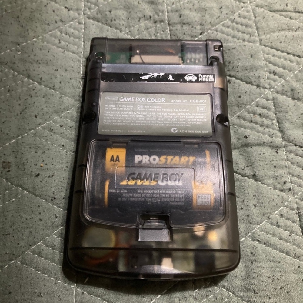 Nintendo GameBoy Color - Picture 3 of 4